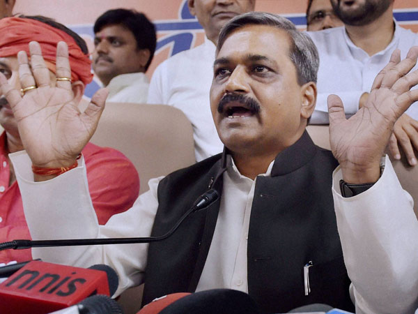 AAP's VAT hike: BJP warns of strike AAP's VAT hike: BJP warns of strike