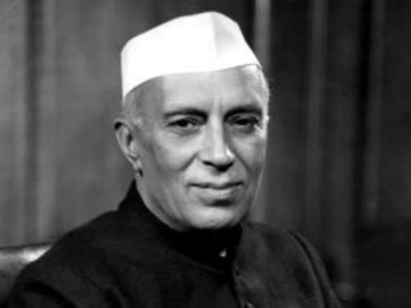 Nehru Wikipedia row: Cong slams govt Nehru Wikipedia row: Cong slams govt