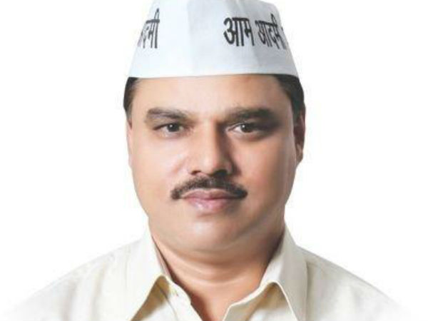 Fake degree case: Tomar sent to judicial custody till July 20. Fake degree case: Tomar sent to judicial custody till July 20.