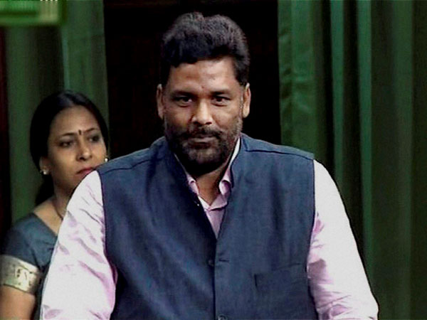 Pappu Yadav detained while enforcing Bihar bandh. Pappu Yadav detained while enforcing Bihar bandh.