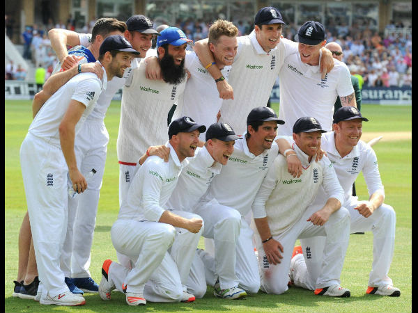 English team spent 10 hours drinking English team spent 10 hours drinking