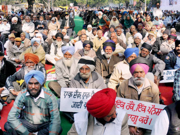 Ex-servicemen allege bank accounts block Ex-servicemen allege bank accounts block