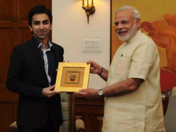 Pankaj (left) tweeted this picture of him with PM Modi Pankaj (left) tweeted this picture of him with PM Modi