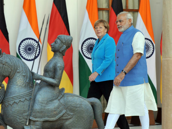 Angela Merkel arrives on 3-day India visit