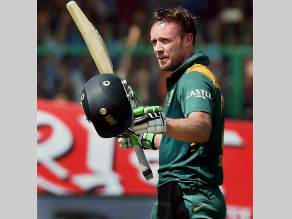 De Villiers celebrates his century De Villiers celebrates his century