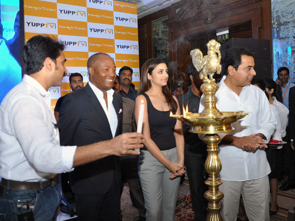 Brian Lara and Parineeti Chopra Brian Lara and Parineeti Chopra