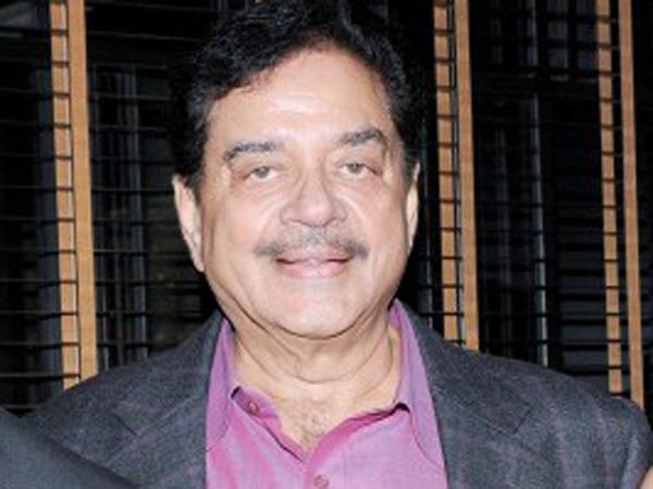 Shatrughan denies to be Shatrughan denies to be