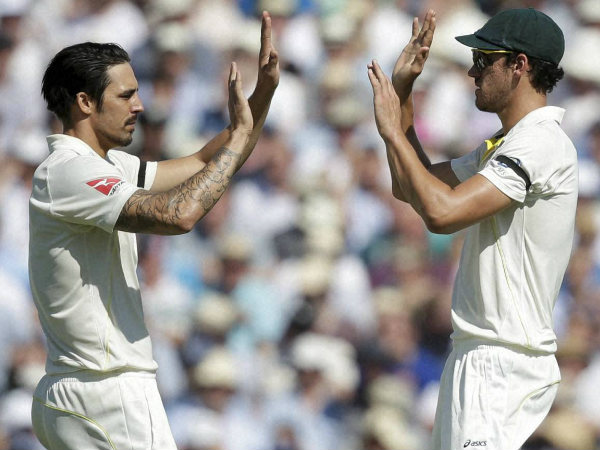 Johnson (left) and Starc took 2 wickets each Johnson (left) and Starc took 2 wickets each