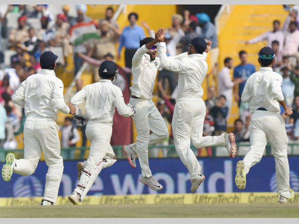 Ravindra Jadeja (3rd left) with teammates celebrates the wicket of Hashim Amla Ravindra Jadeja (3rd left) with teammates celebrates the wicket of Hashim Amla