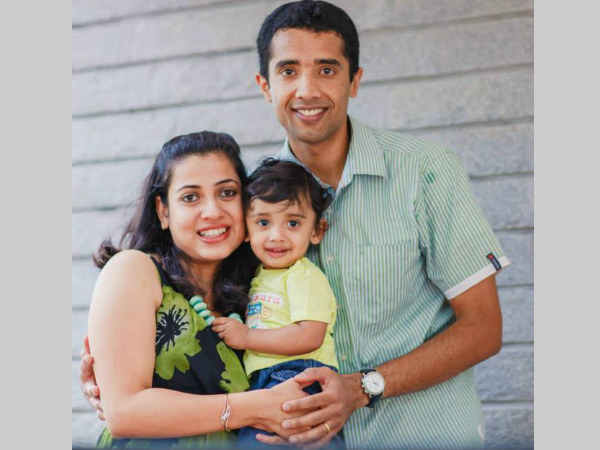 File photo: Arvind Bhat (right) with his wife Pallavi and son Paarth File photo: Arvind Bhat (right) with his wife Pallavi and son Paarth