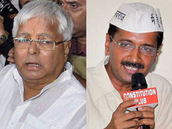 Kejriwal gets flak for hugging Lalu Kejriwal gets flak for hugging Lalu