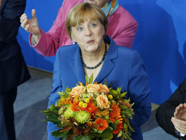 'World must secure binding climate deal' 'World must secure binding climate deal'