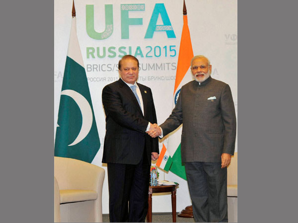 Modi, Nawaz likely to meet in Jan '16 Modi, Nawaz likely to meet in Jan '16
