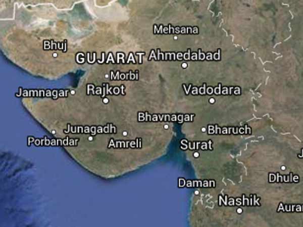 Pakistani youth held near Kutch border. Pakistani youth held near Kutch border.