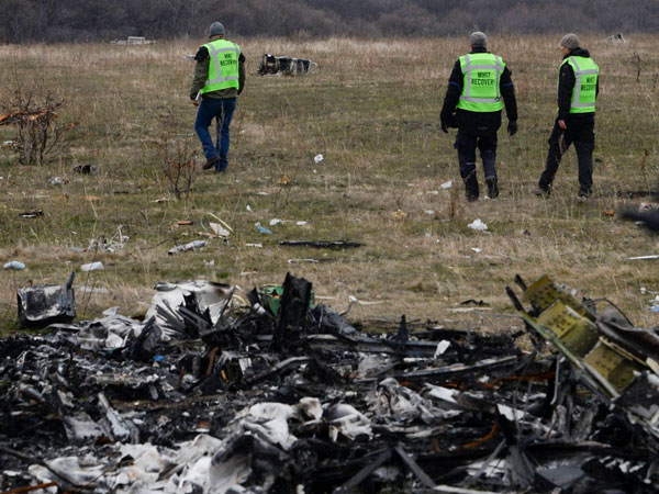 MH 17 MH 17
