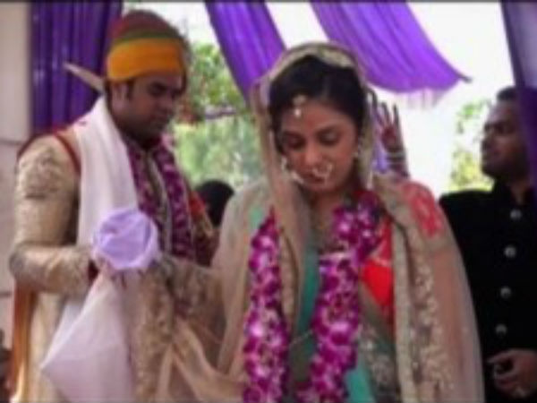 RJ Kunal & Bhumi Desai wedding pic RJ Kunal & Bhumi Desai wedding pic