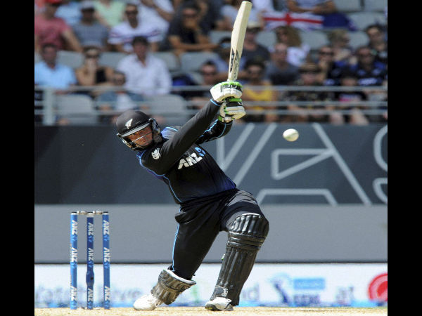 Martin Guptill smashed 90 off 76 balls Martin Guptill smashed 90 off 76 balls