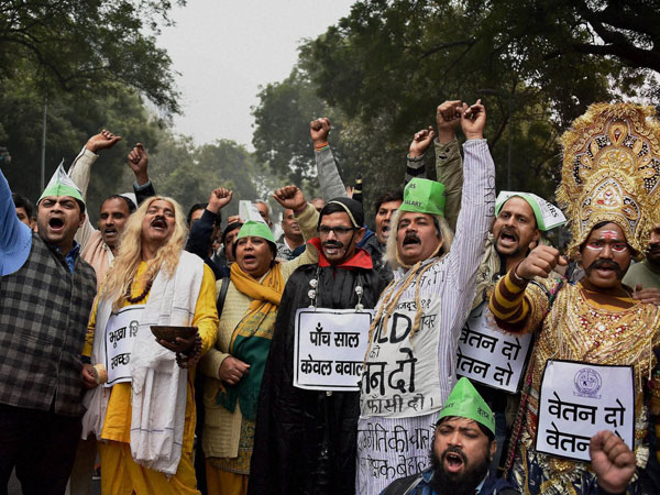 MCD workers protest MCD workers protest