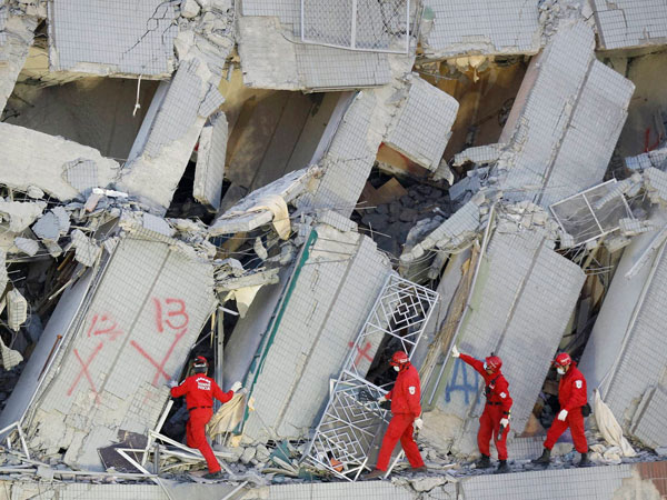 Taiwan quake death toll rise to 40 Taiwan quake death toll rise to 40