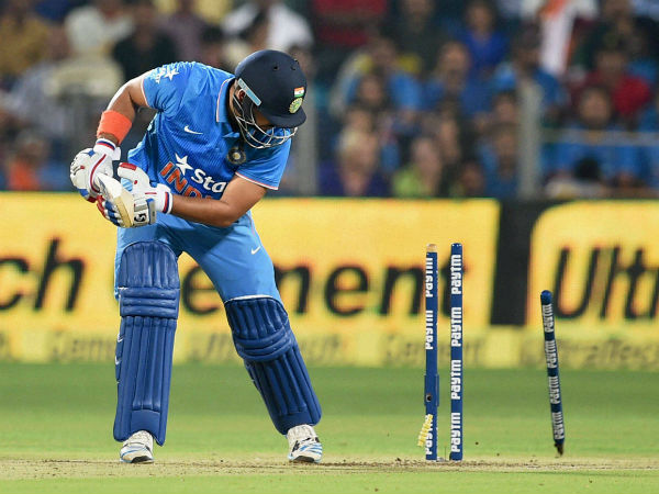 Suresh Raina is bowled by Dasun Shanaka Suresh Raina is bowled by Dasun Shanaka