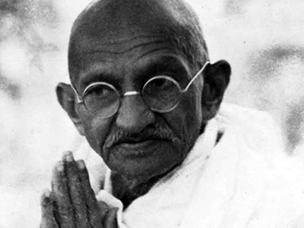 Mahatma Gandhi Mahatma Gandhi