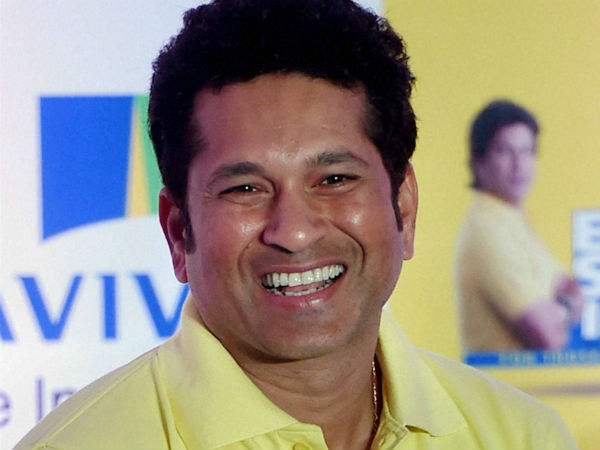 Sachin holidays with wild animals! Sachin holidays with wild animals!