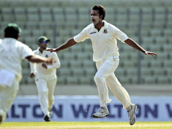 Shahadat Hossain (right) Shahadat Hossain (right)