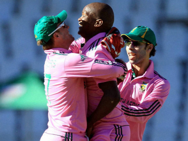File photo: Lonwabo Tsotsobe (centre) celebrates a wicket with team-mates with a ODI File photo: Lonwabo Tsotsobe (centre) celebrates a wicket with team-mates with a ODI