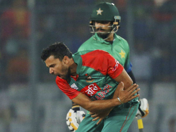 Bangladesh’s captain Mashrafe Mortaza, foreground, celebrates the dismissal of Pakistan’s Mohammad Hafeez Bangladesh’s captain Mashrafe Mortaza, foreground, celebrates the dismissal of Pakistan’s Mohammad Hafeez
