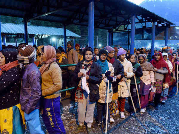 Home ministry issues 18 point advisory for Amarnath pilgrims. Home ministry issues 18 point advisory for Amarnath pilgrims.