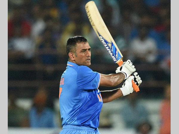 dhoni dhoni