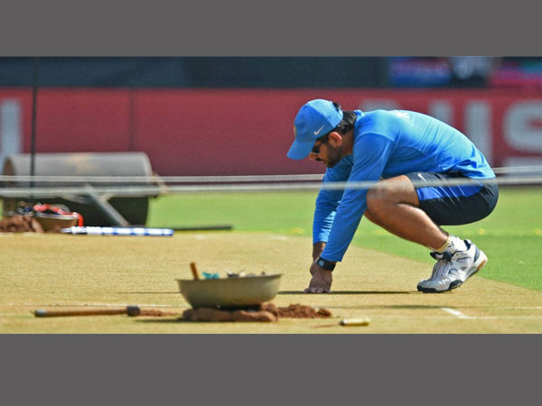 ms dhoni mumbai pitch ms dhoni mumbai pitch