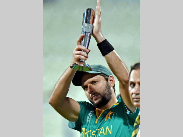 Afridi with his Man-of-the-match award against Bangladesh in World T20 Afridi with his Man-of-the-match award against Bangladesh in World T20