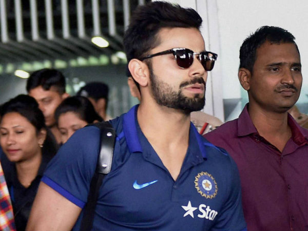 Virat Kohli (left) arrives in Kolkata on Monday (March 7) for World T20, from Bangladesh, after winning the Asia Cup Virat Kohli (left) arrives in Kolkata on Monday (March 7) for World T20, from Bangladesh, after winning the Asia Cup