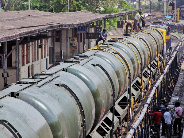 water-train water-train