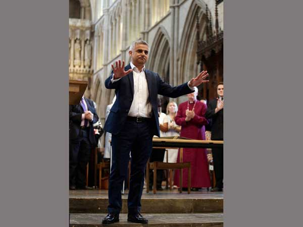 Sadiq Khan slams David Cameron Sadiq Khan slams David Cameron