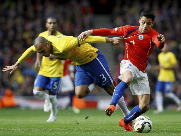 Chile's Sanchez, Diaz nursing injuries ahead of Copa America semi-final Chile's Sanchez, Diaz nursing injuries ahead of Copa America semi-final