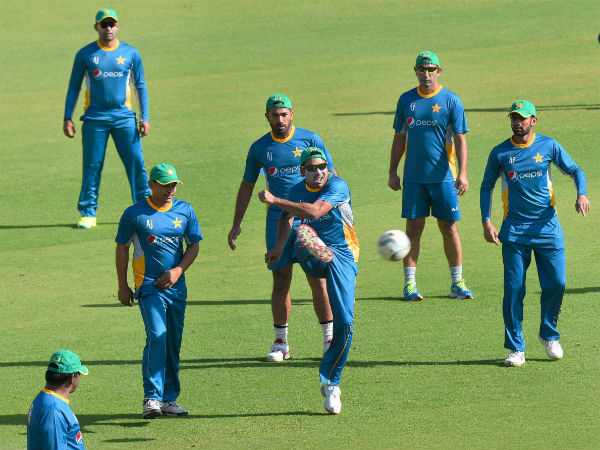 Pakistan team will struggle in England: Former cricketer Salim Malik Pakistan team will struggle in England: Former cricketer Salim Malik