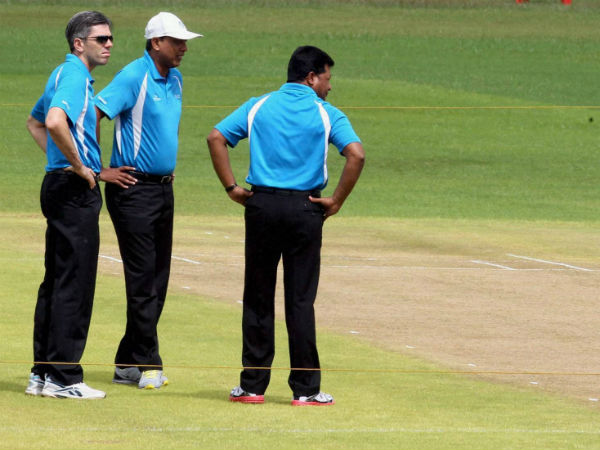 File photo: Umpires S Ravi (centre), Chettithody Shamsuddin (right) with Nigel Long File photo: Umpires S Ravi (centre), Chettithody Shamsuddin (right) with Nigel Long