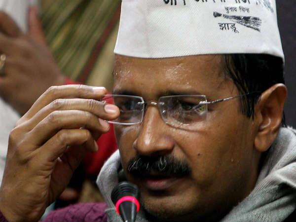 Disqualify 118 MLAs for holding office of profit:AAP to MP Guv. Disqualify 118 MLAs for holding office of profit:AAP to MP Guv.