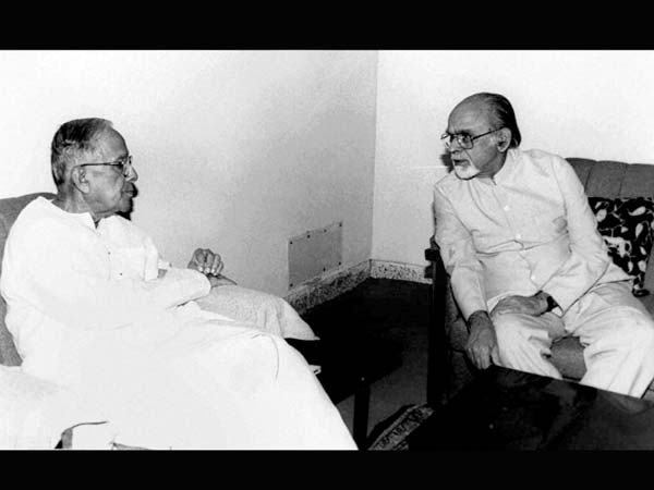 jyoti basu ik gujral jyoti basu ik gujral