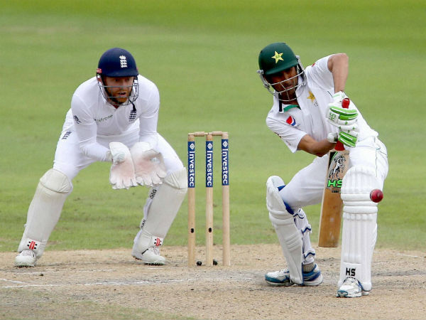 Ex-cricketers lash out at Pakistan team Ex-cricketers lash out at Pakistan team