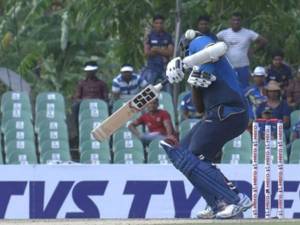 Angelo Mathews' helmet hit by Scott Boland bouncer. Photo from Cricket Australia's (CA) Twitter page Angelo Mathews' helmet hit by Scott Boland bouncer. Photo from Cricket Australia's (CA) Twitter page