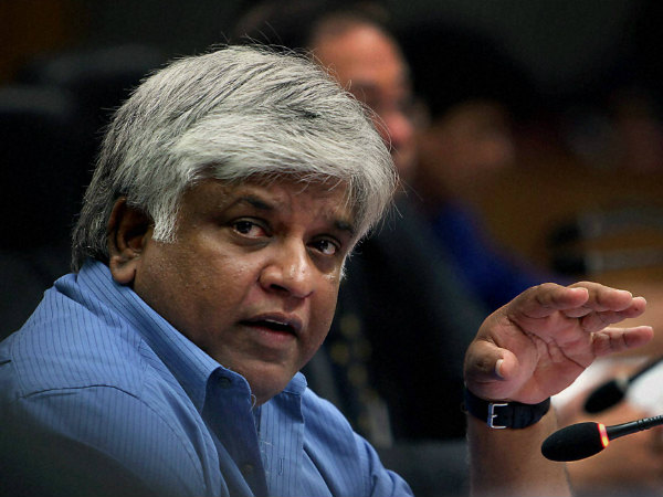 Ranatunga bemoans SL reliance on spin Ranatunga bemoans SL reliance on spin