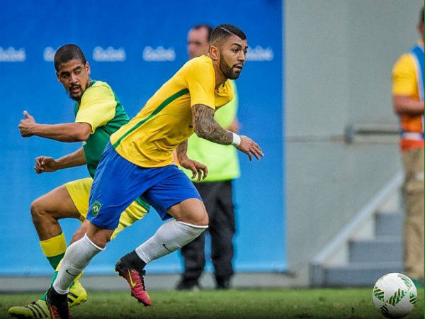 Gabriel Barbosa (right) in action for Brazil at Olympics (Image courtesy: Gabriel Barbosa Twitter handle) Gabriel Barbosa (right) in action for Brazil at Olympics (Image courtesy: Gabriel Barbosa Twitter handle)