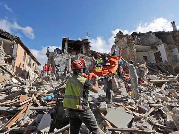 Italy quake: Death toll rises to 291 Italy quake: Death toll rises to 291
