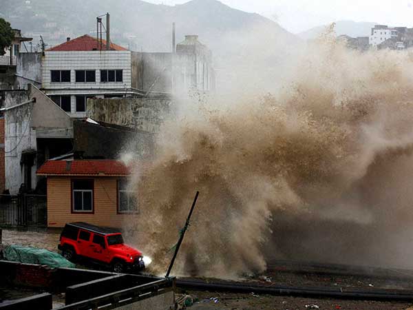 typhoon typhoon