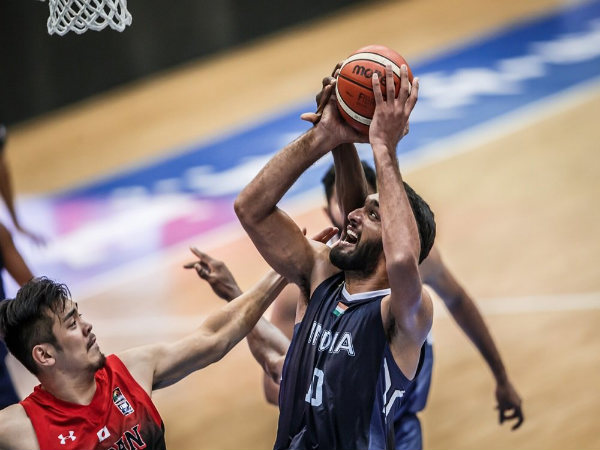 Indian (right) vs Japan (Image courtesy: India Basketball Twitter handle) Indian (right) vs Japan (Image courtesy: India Basketball Twitter handle)