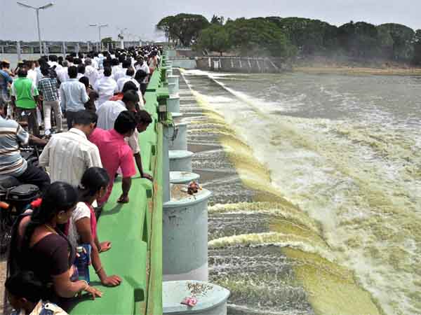 K'taka to face a Constitutional crisis? K'taka to face a Constitutional crisis?