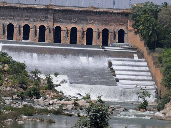 Cauvery row: Will K'taka defy SC order? Cauvery row: Will K'taka defy SC order?